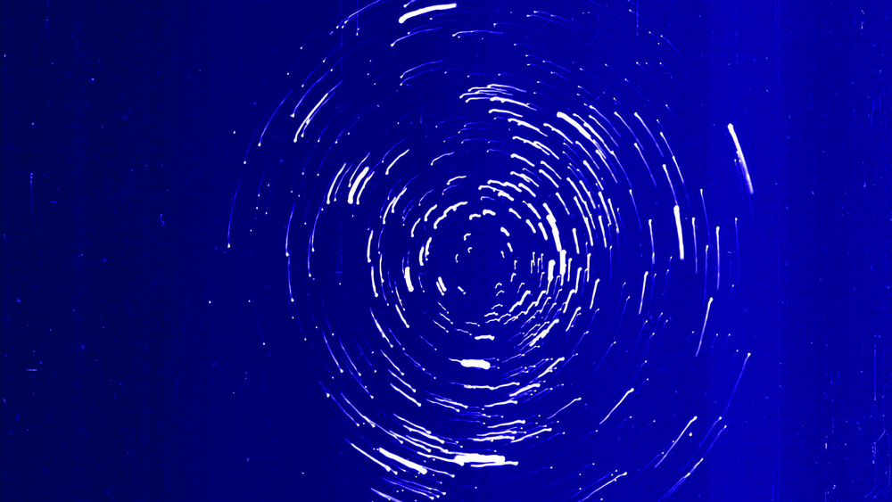 THE_BLUE_NIGHT_frame_VI__LeticiaRamos_CineEsquemaNovo